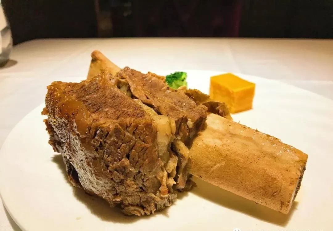 上海灰鲸西餐厅,上海红房子西餐厅