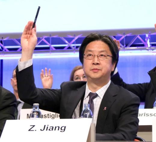 28岁考上南方医科大学,16岁考上哈佛25岁年轻教授