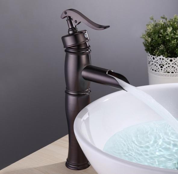 还在纠结花洒买哪种,现在的水龙头都用哪种啊