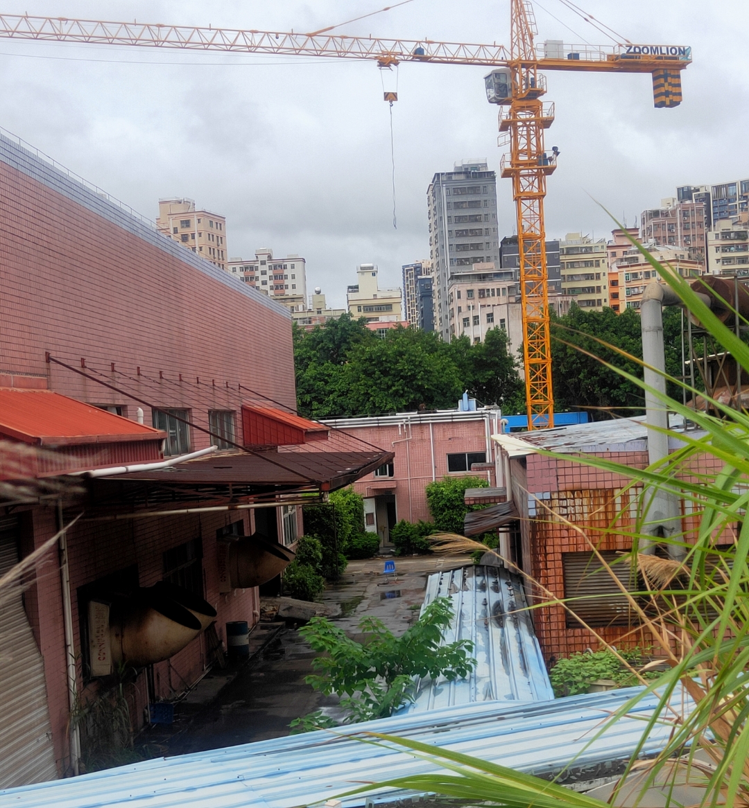 五和地铁站附近上万人的工厂也搬走了？网友：实在太可惜了