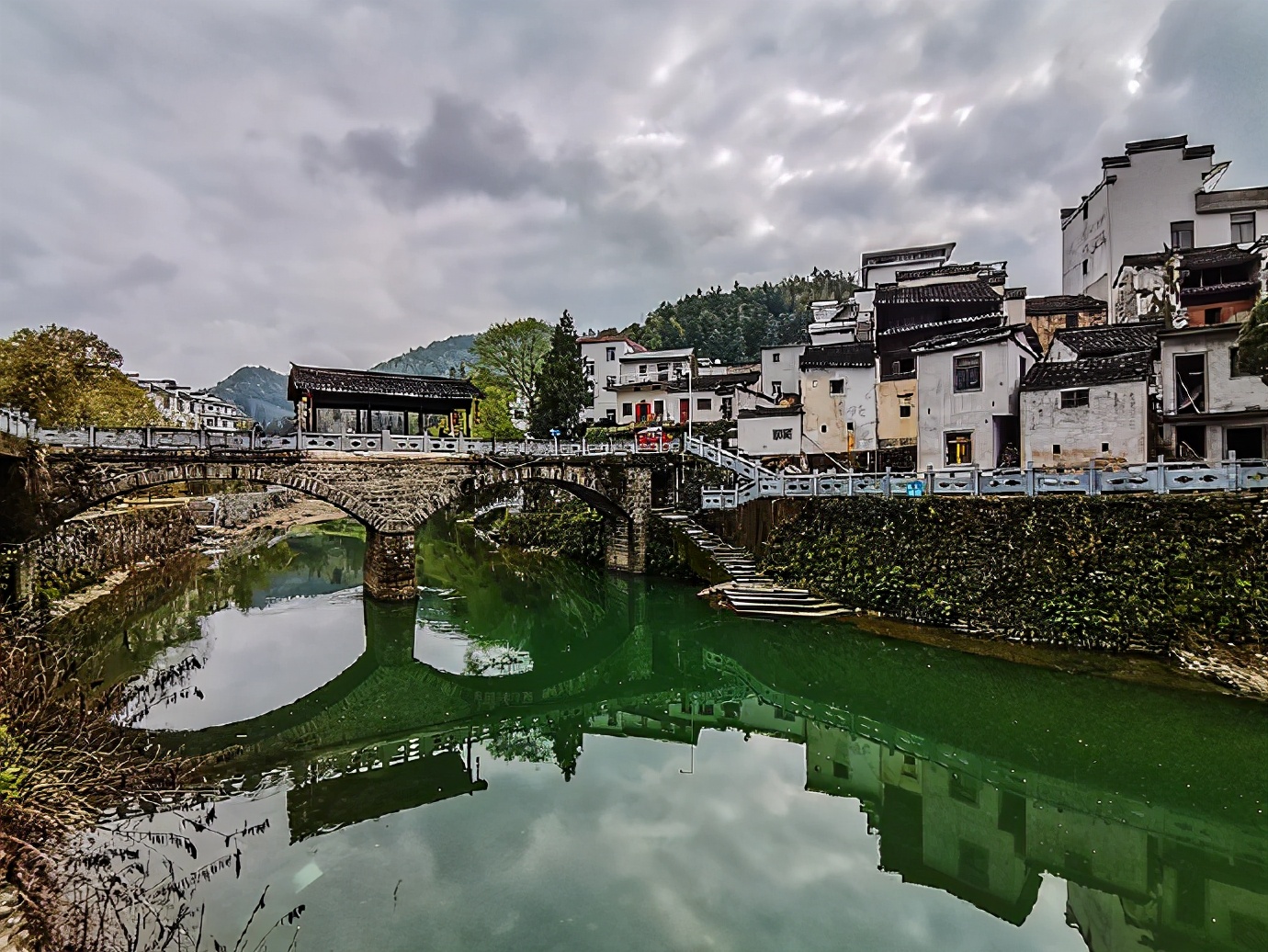 大山深处的古村,大山深处石潭古村