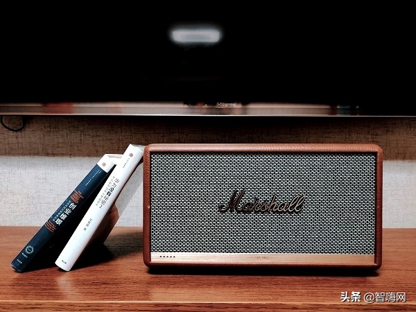 经典与新科技的融合：MarshallStanmoreII智能蓝牙音箱使用体验