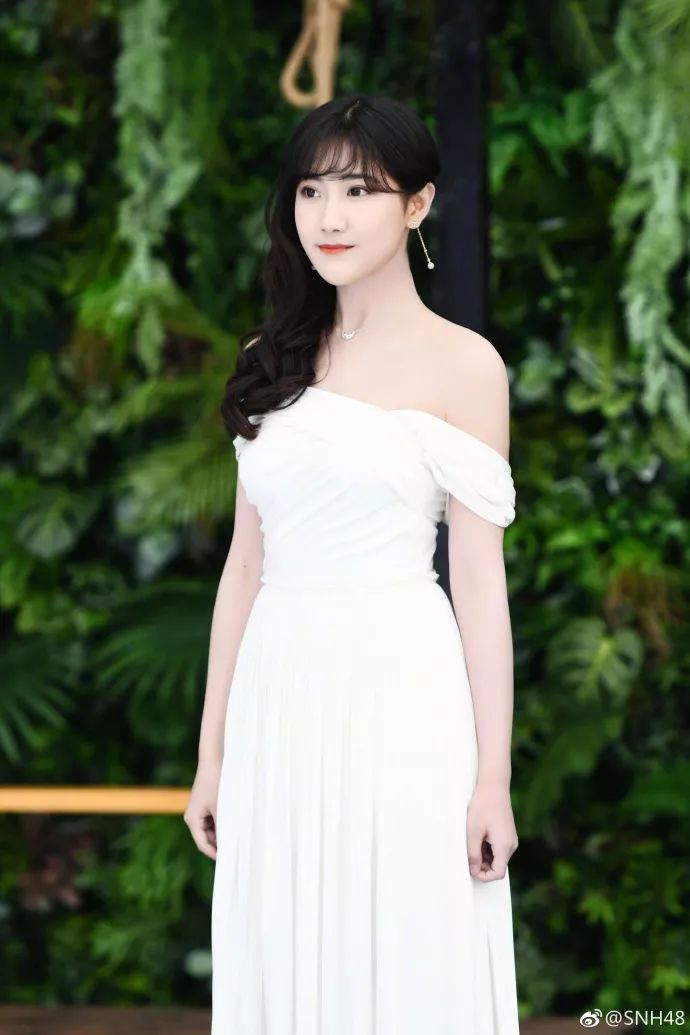 鞠婧祎snh48李艺彤比赛视频,李艺彤鞠婧祎snh48跳舞