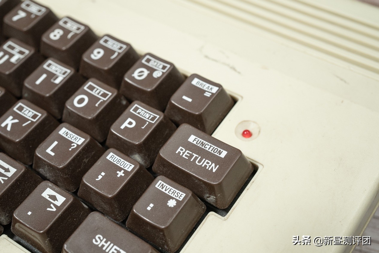 36年前的电脑,36年前电脑