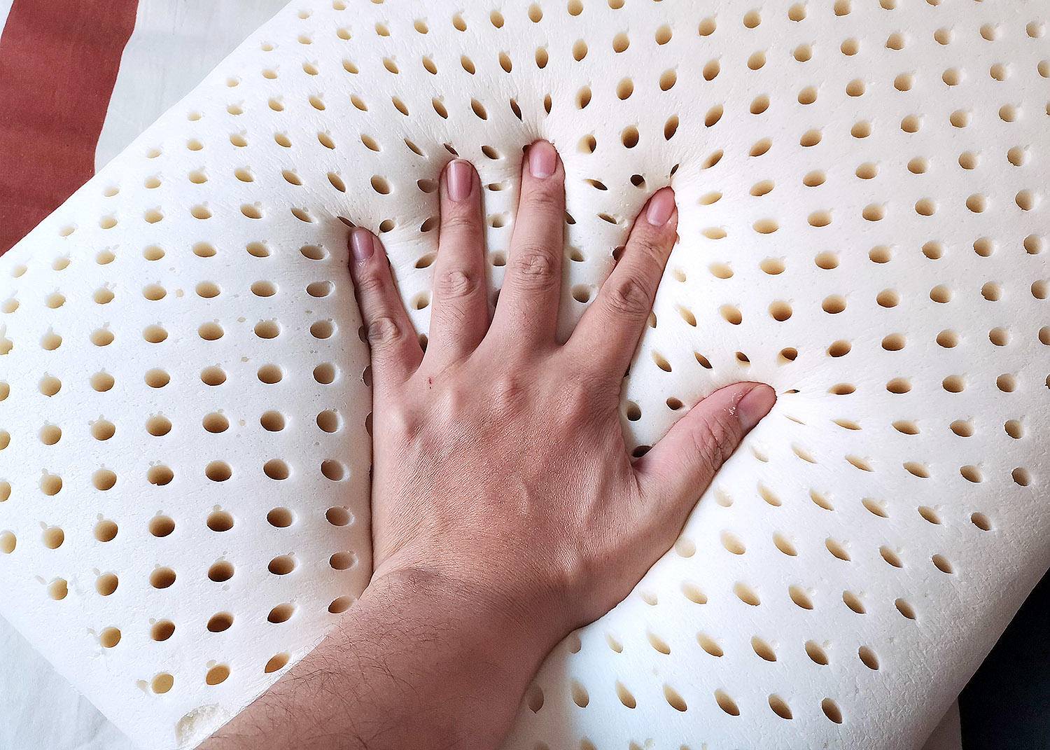 爆款推荐泰国乳胶枕头助睡眠,deeptex缇普泰泰国乳胶枕怎么样