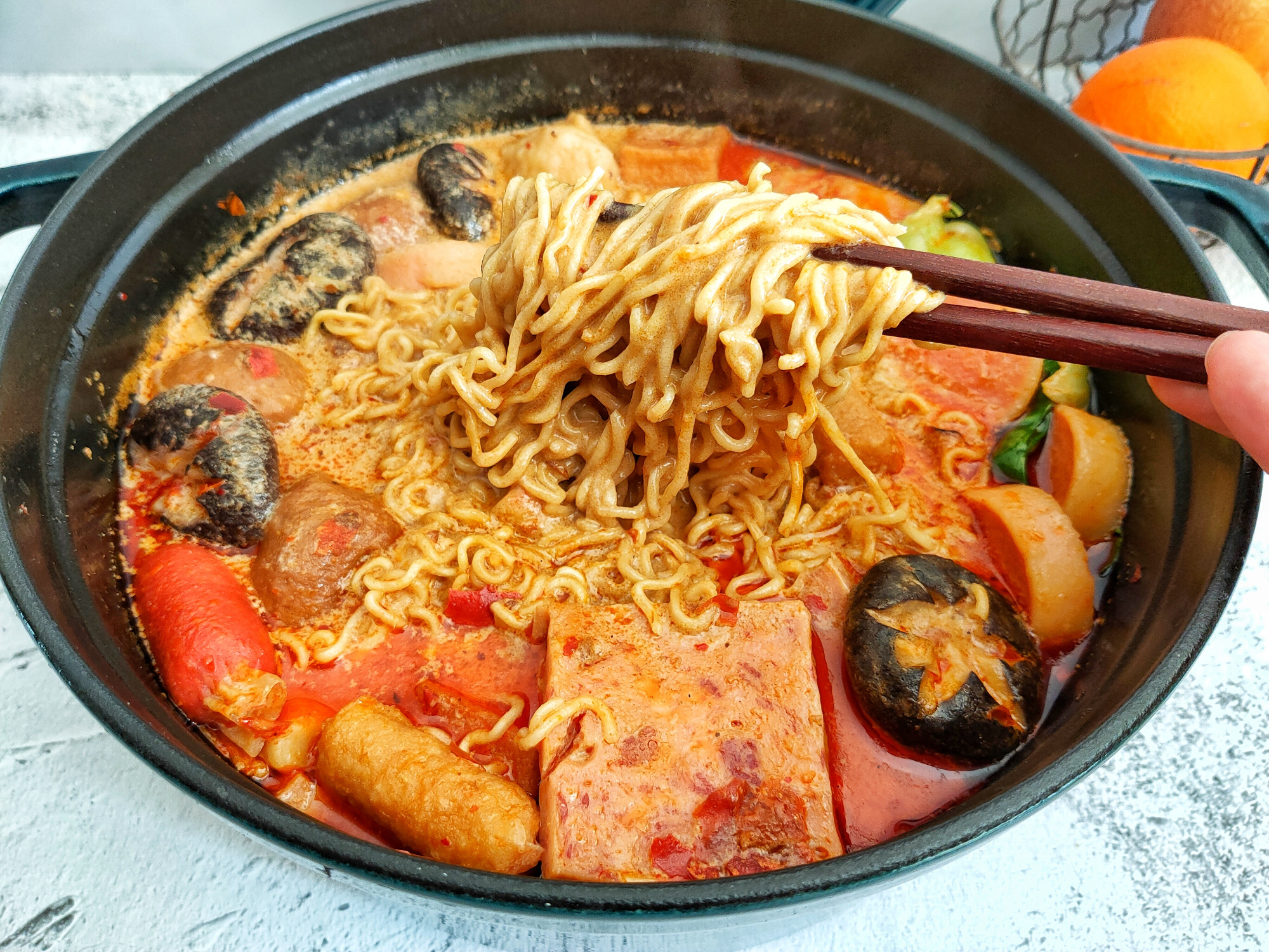 何炅做麻辣烫是啥节目,何炅自制麻辣烫家常做法