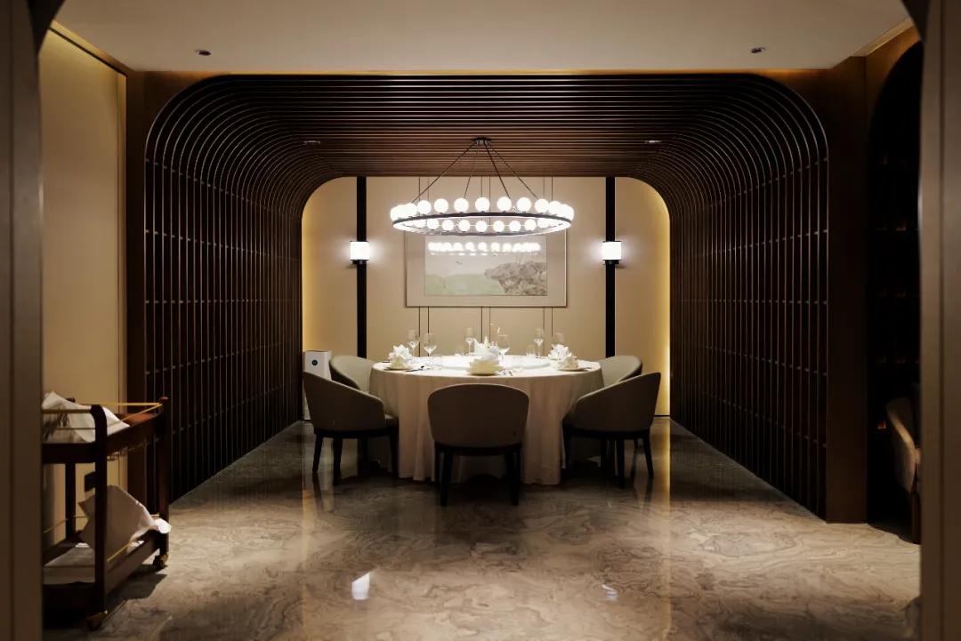 国宾馆的70岁:自救,还是和高端酒店品牌拥抱?