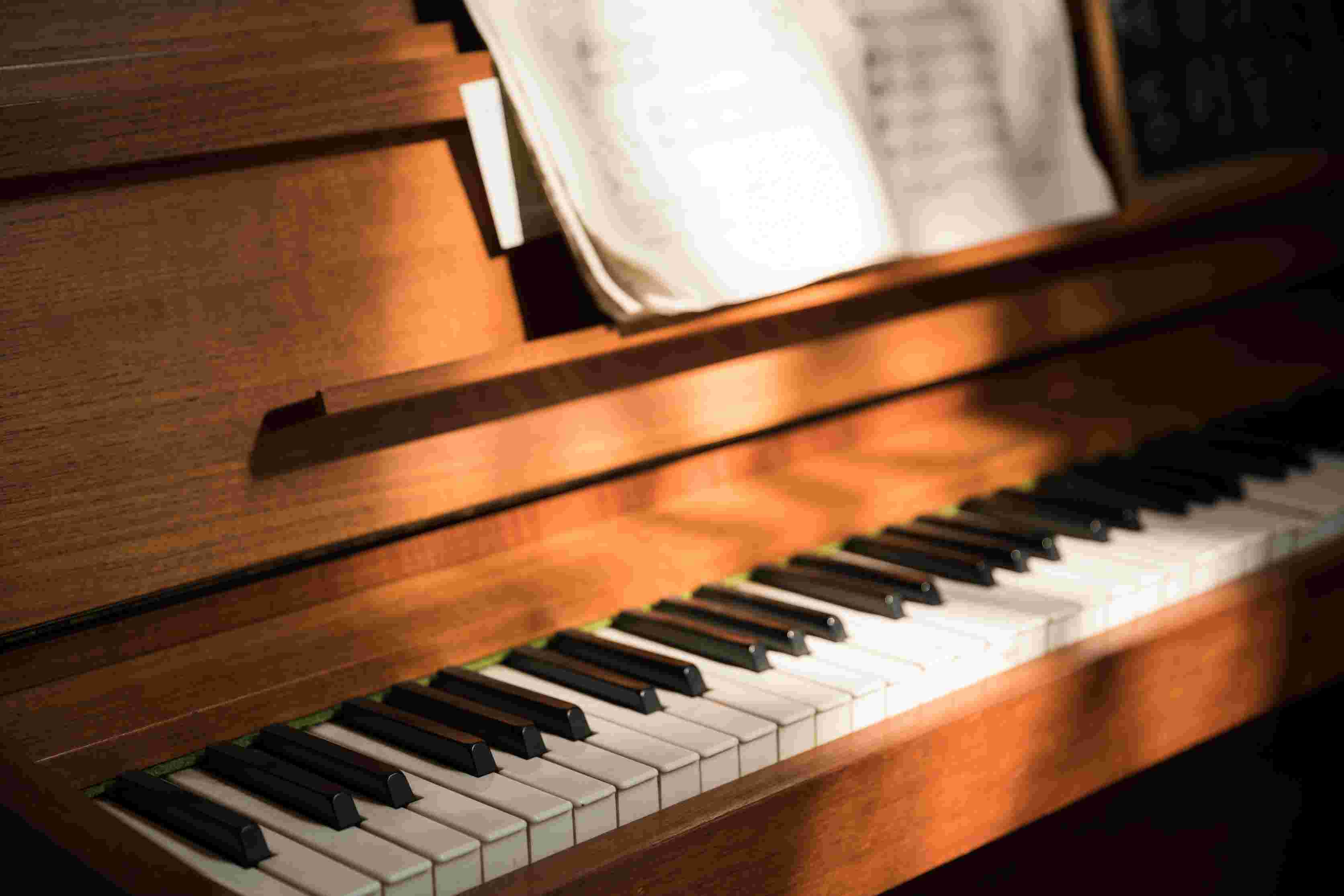 孩子不想上课怎么办呢,小孩子不想练琴怎么办