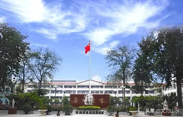 郑州公办前十小学,郑州十大有名的小学