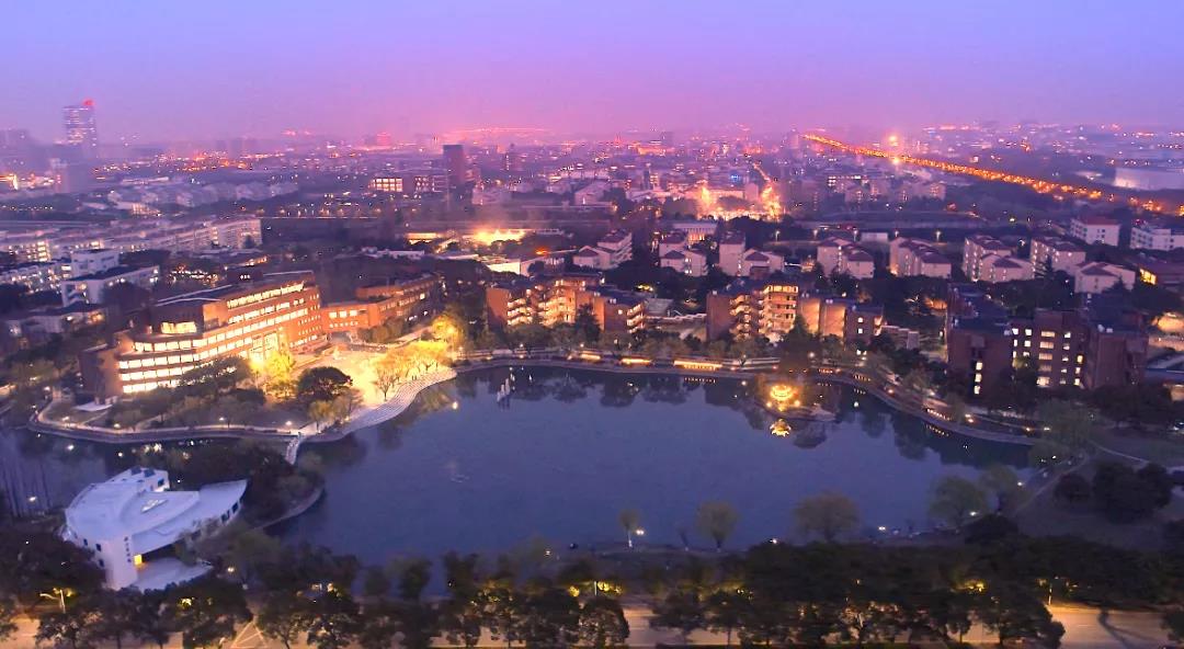 上海交大世界大学排名,上海交大最牛校长