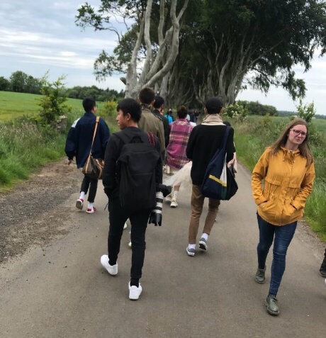 张若昀唐艺昕拍婚纱照被偶遇,网友偶遇张若昀唐艺昕拍婚纱照