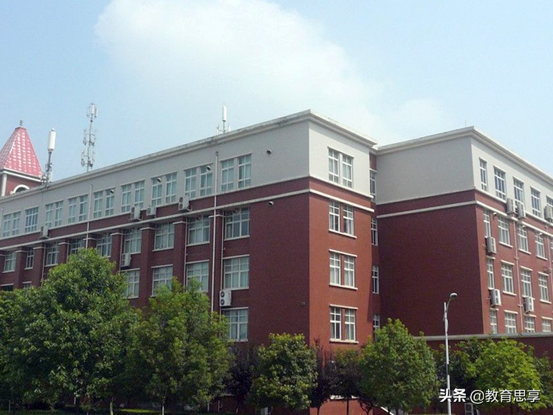 曾从本科降专科，又从学院到大学，成都大学靠实力重返本科院校