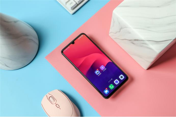 vivox系列与iqoo系列有什么区别,vivo的iqoo系列和x系列怎么选