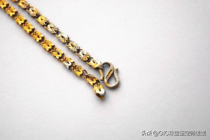 黄金首饰变色如何解释,黄金首饰变色是怎么回事