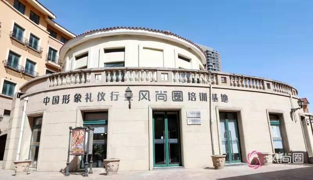 旗袍礼仪培训前景如何,形体礼仪培训师行业前景