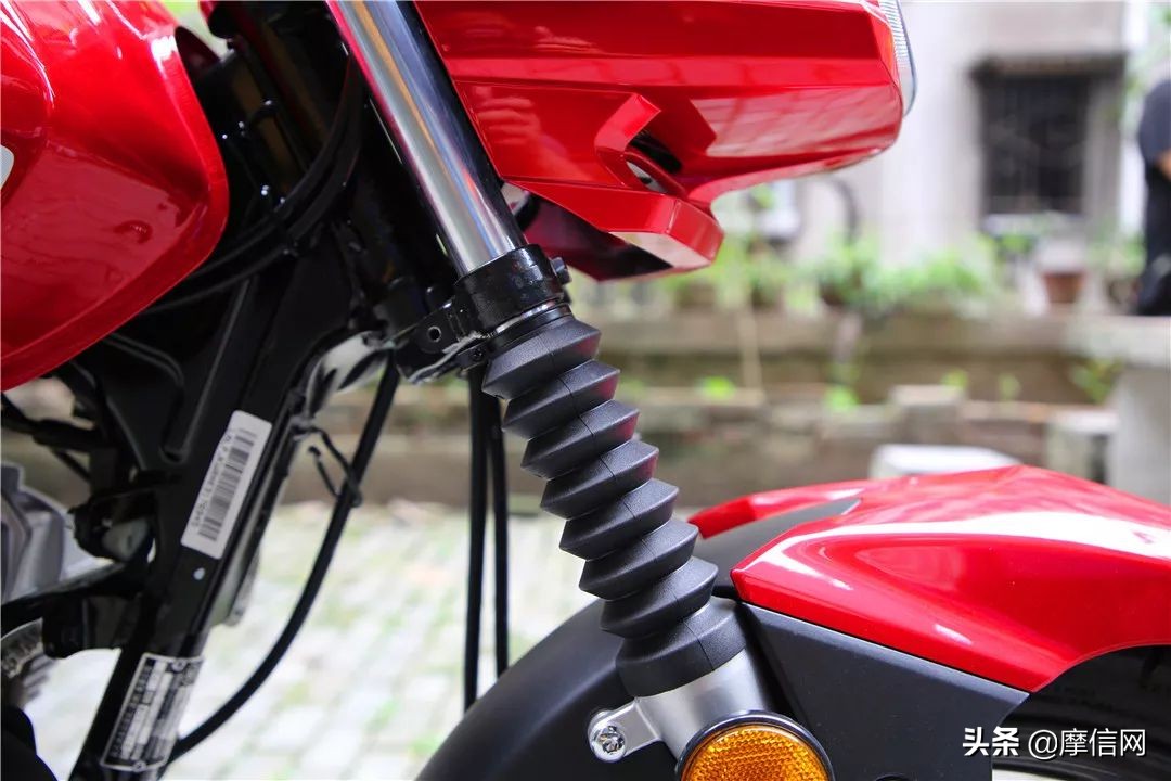 新大洲本田战飚评测,新大洲本田战龙试驾