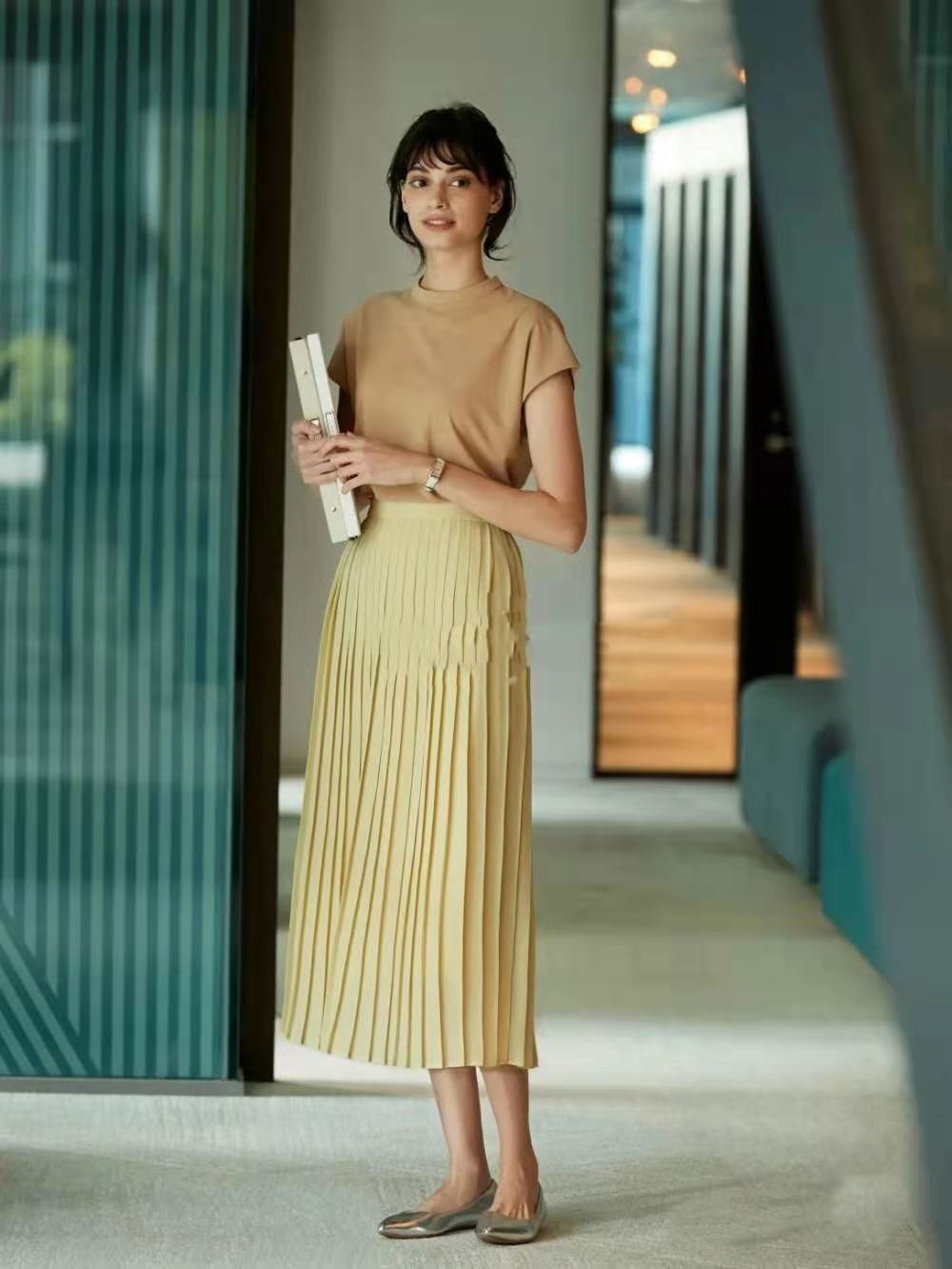 微胖女生适合穿什么样的裙子显瘦,微胖女生穿搭身高160cm120斤显瘦