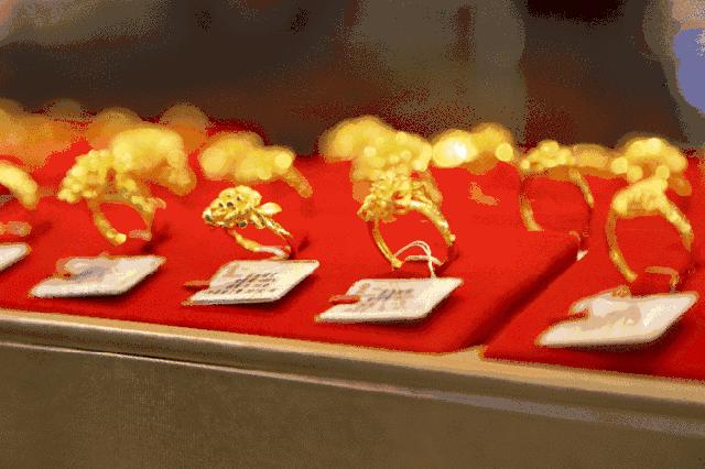 大牌拿我们当傻子吗！掉钻、变黑、都还是划痕，别再交智商税啦