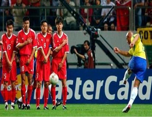 十大任意球大师英语,十大任意球大师儒尼尼奥