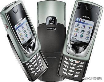 曾经最潮的功能手机，20几年前就买到了4000元，你还记得哪一款？