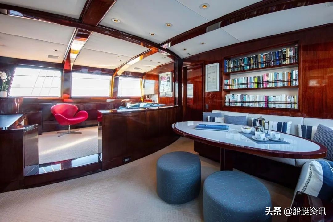 日本天皇号列车,天皇号轰炸机