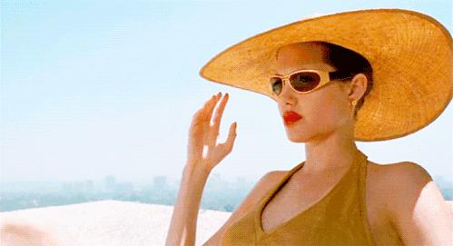 有人天生皮肤很黑然后怎么变白呢,天生皮肤黑怎么调理能变白