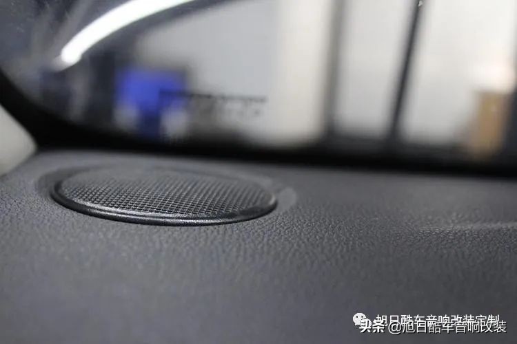 雷诺真实版改装,雷诺改装顶配