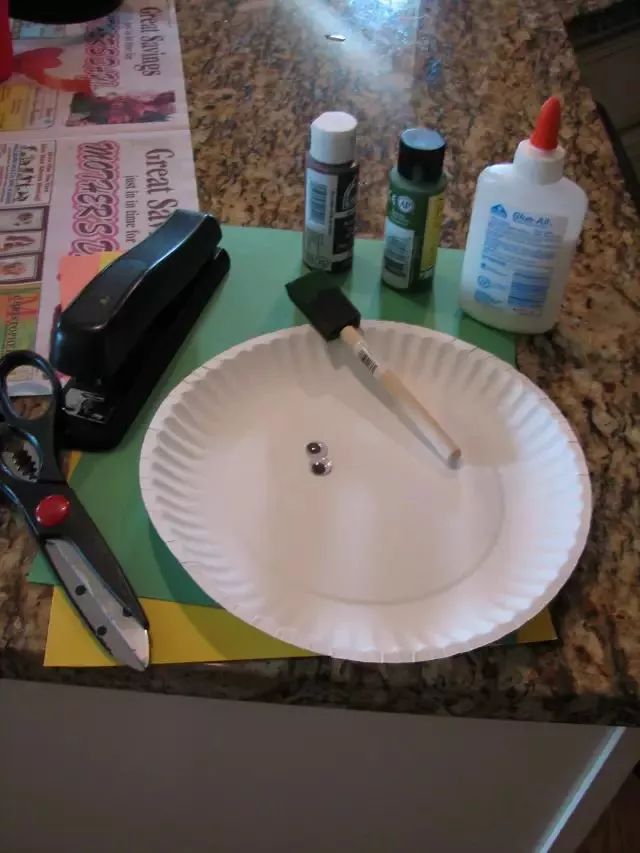 纸盘幼儿创意手工简单又漂亮,一次性纸盘特色美工作品小班