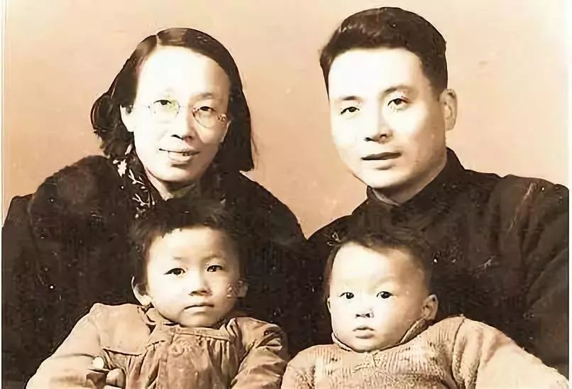 邓稼先被核辐射弥留之际,杨振宁邓稼先原子弹