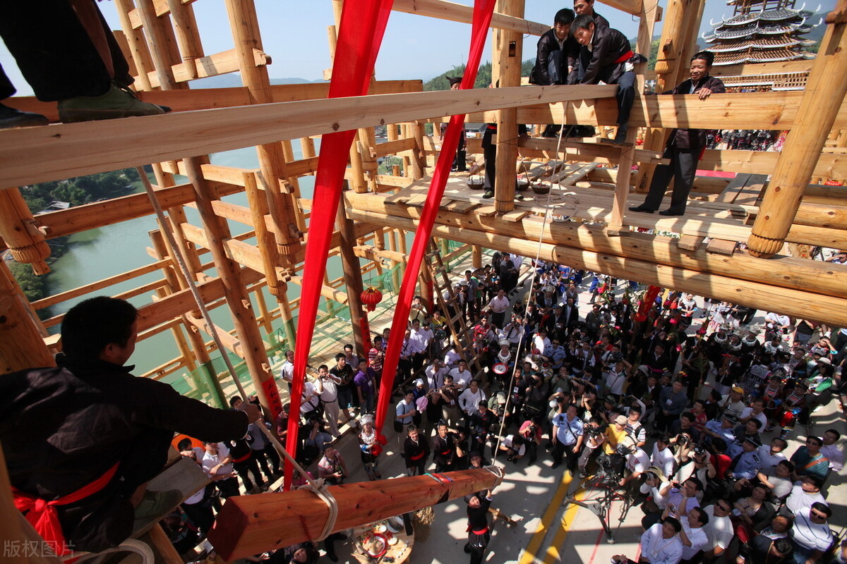 天火不上梁地火不移房,俗语腊月为啥不好搬家开灶