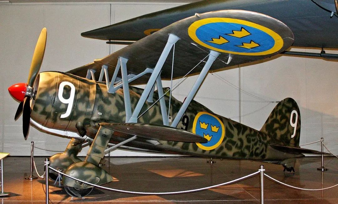 瑞典saab-37雷电式战斗机,瑞典制造新的喷气式战斗机