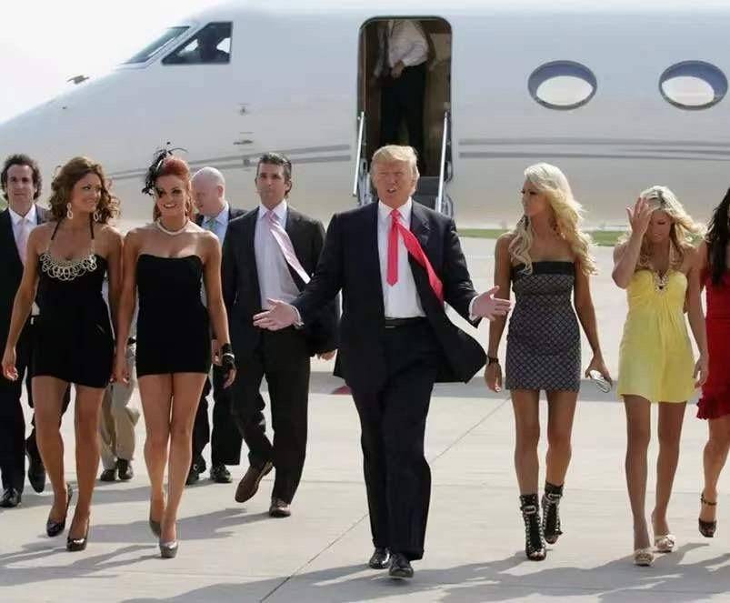 特朗普与伊万卡的搞笑图片,特朗普伊万卡搞笑视频