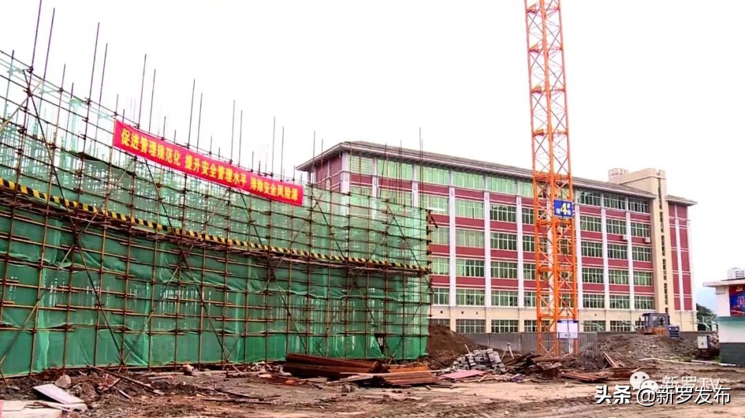 再过三个月，东肖镇洋潭村一所小学又将投入使用！规划设计48个班