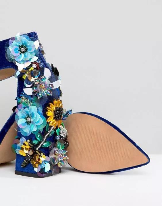 买了双白色高跟鞋，嫌太单调，稍加改造就美过新娘鞋，附教程