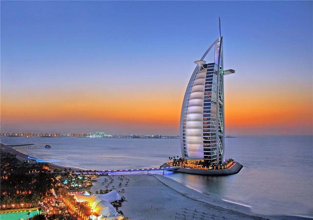 迪拜买房可以拿永居吗,迪拜买房100万送永居签证