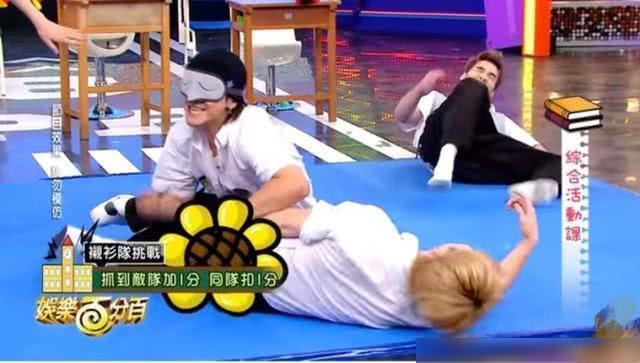 台媒曝罗志祥简恺乐已在一起，罗志祥为保住简恺乐和经纪人闹翻