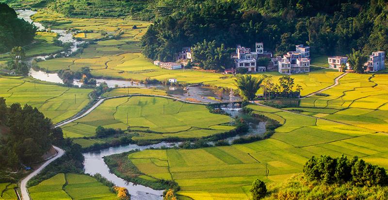 边境线游一圈,边境线航拍