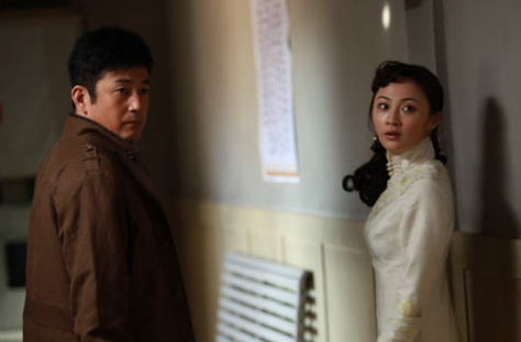 背叛、潜伏、离间，敌中有我；攻心、奇谋、谍战，斗智斗勇！