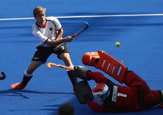 曲棍球视频玩法,曲棍球转角球