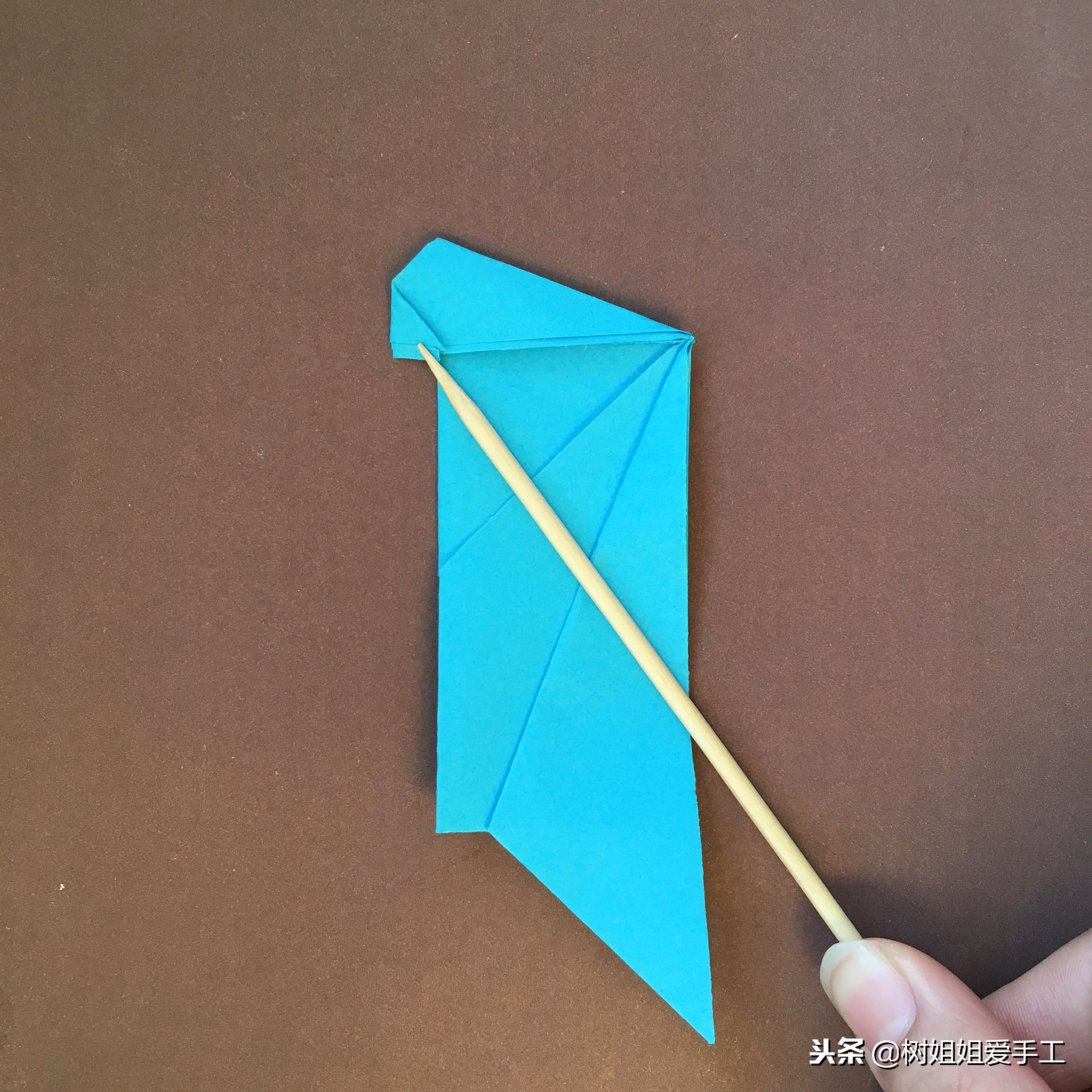 纸折的魔鬼鱼怎么折,1张纸折大嘴鱼教程慢动作简单