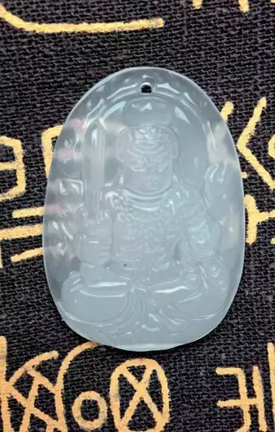 玉髓与翡翠的鉴别方法图片对比,翡翠玛瑙玉髓碧玺区别