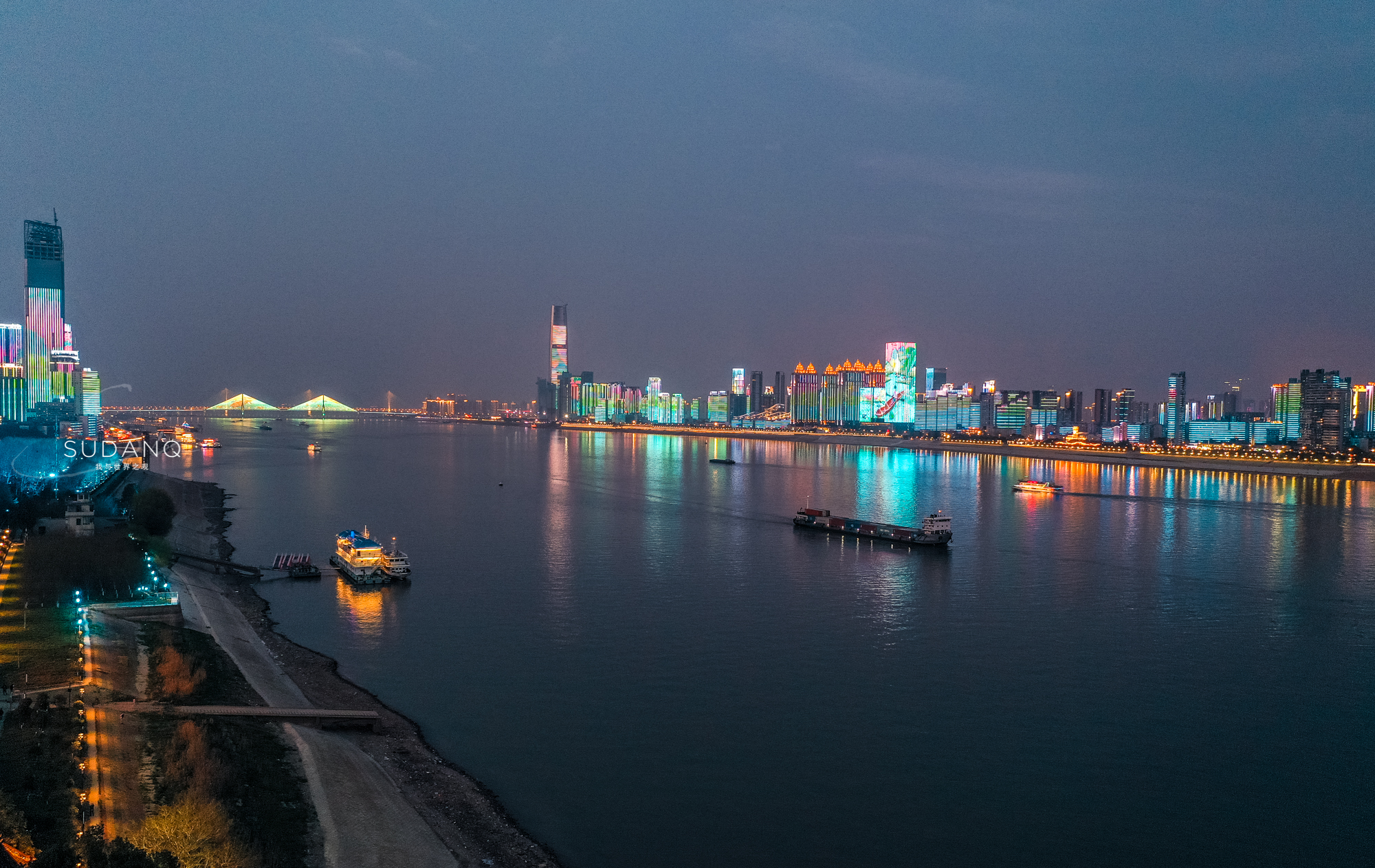 武汉是个怎么样的城市,武汉是怎样的一座城