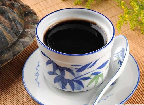 梧州龟苓膏十大功效,梧州龟苓膏古法