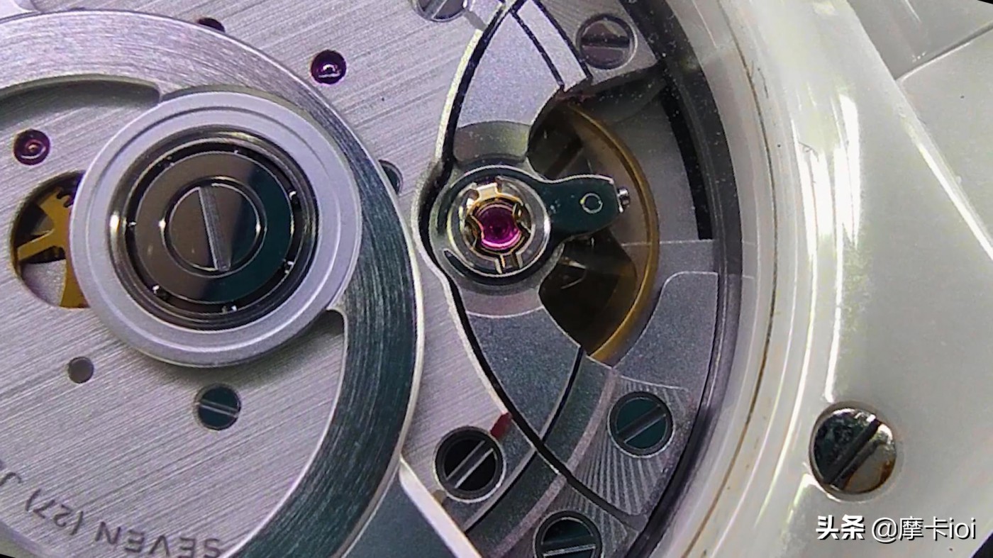 香奈儿j12手表多少钱,白色香奈儿j12