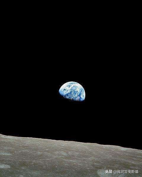 从64亿公里外的太空看地球是什么样子的？它只是宇宙中一粒尘埃