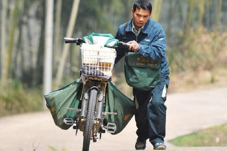 电动车在半路没电怎么办？几个“隐藏功能”，足够“救急”骑回家