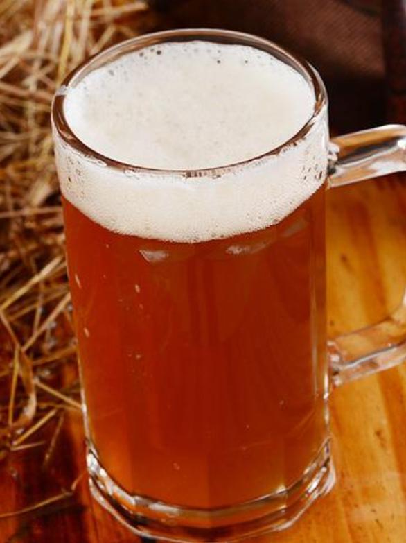 天气热的很烦躁？小编请你“哈冰啤酒”啊