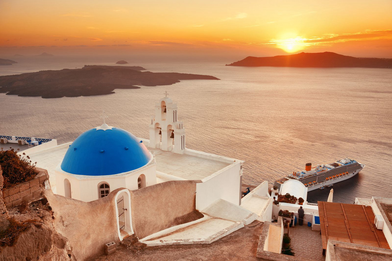 希腊圣托里尼一年四季,希腊圣托里尼岛介绍