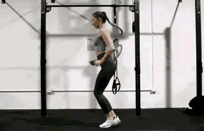 足球记者颜值,足球球星魔鬼身材