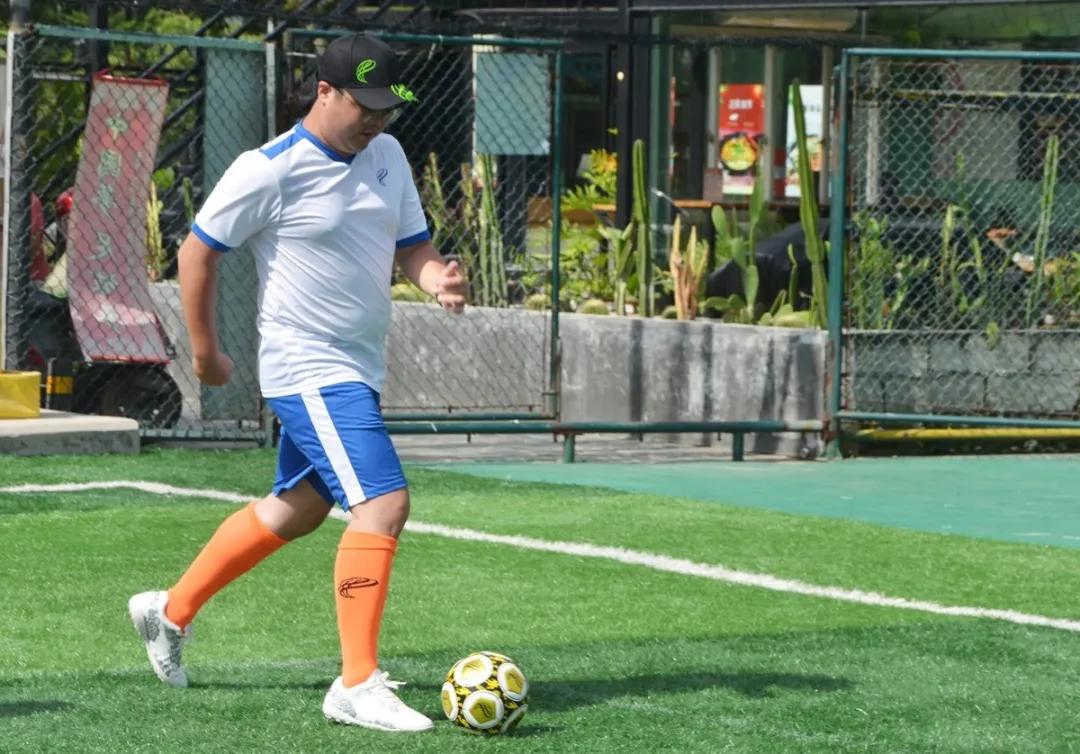 校园足球该如何快速发展1000字,校园足球发展目标及规划